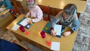 К Международному дню хлеба в школах и детских садах округа прошли тематические мероприятия, во время которых дети узнали много нового о продукте № 1, об истории хлебопечения и о том, почему у нас в народе говорят: «Хлеб -... К Международному дню хлеба в школах и детских садах округа прошли тематические мероприятия, во время которых дети узнали много нового о продукте № 1, об истории хлебопечения и о том, почему у нас в народе говорят: «Хлеб -...