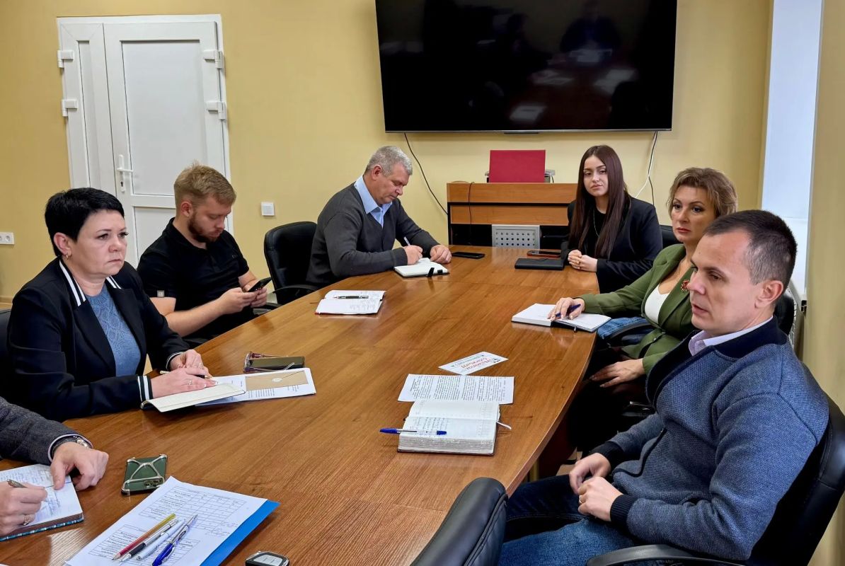 Глава округа Алексей Черкашин провел оперативное совещание по актуальным вопросам округа Глава округа Алексей Черкашин провел оперативное совещание по актуальным вопросам округа