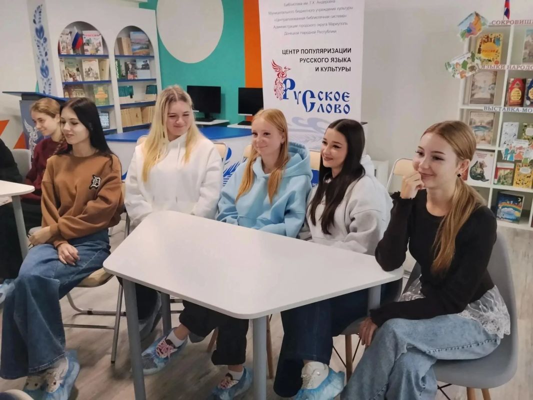 Для мариупольских студентов организовали духовно-просветительскую лекцию Для мариупольских студентов организовали духовно-просветительскую лекцию