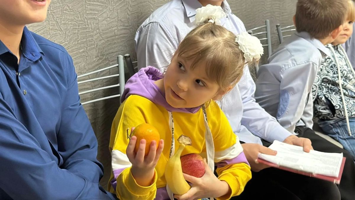 Таисия Чернявская: «Добрые дела»: более двух тонн свежих яблок — детям и тем, кто нуждается в заботе Таисия Чернявская: «Добрые дела»: более двух тонн свежих яблок — детям и тем, кто нуждается в заботе