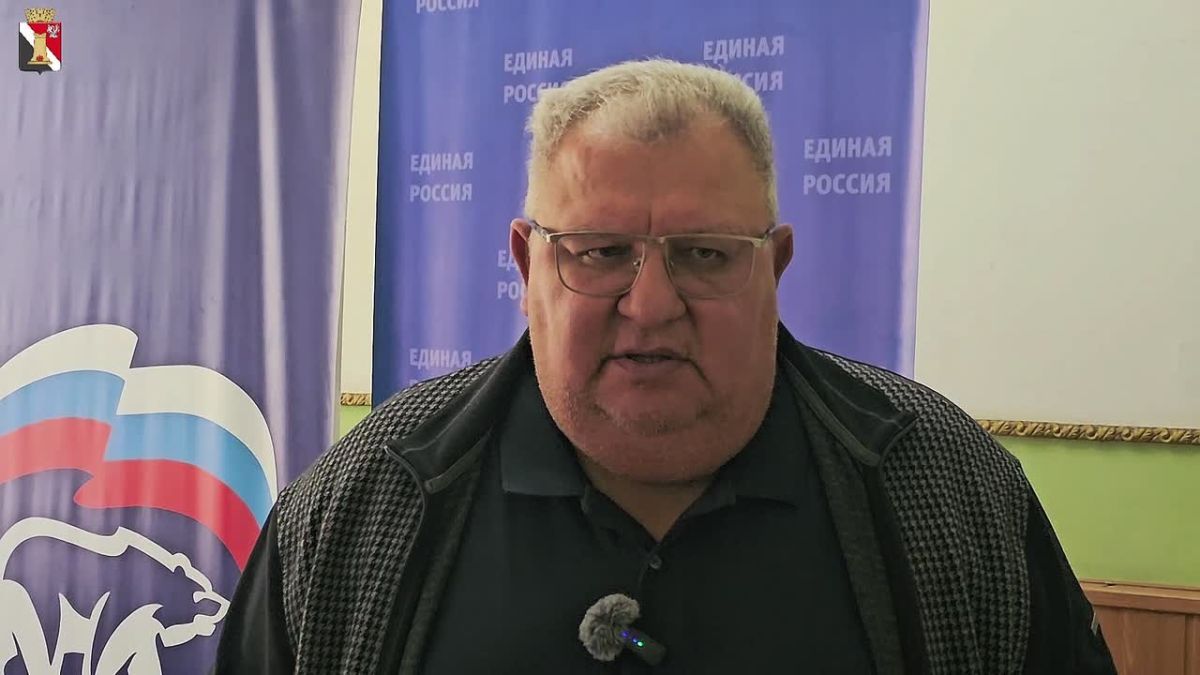 Игорь Мартынов: Личный приём граждан. Провёл личный приём граждан в общественной приёмной Енакиевского местного отделения Единой России