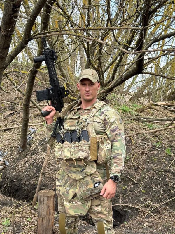 Провели рабочую встречу с бойцами группы «Араба» бригады «БАРС-Курск» Провели рабочую встречу с бойцами группы «Араба» бригады «БАРС-Курск»