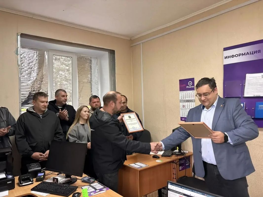 Поздравление коллектива ГУП ДНР «РОС» с Днём связиста Поздравление коллектива ГУП ДНР «РОС» с Днём связиста
