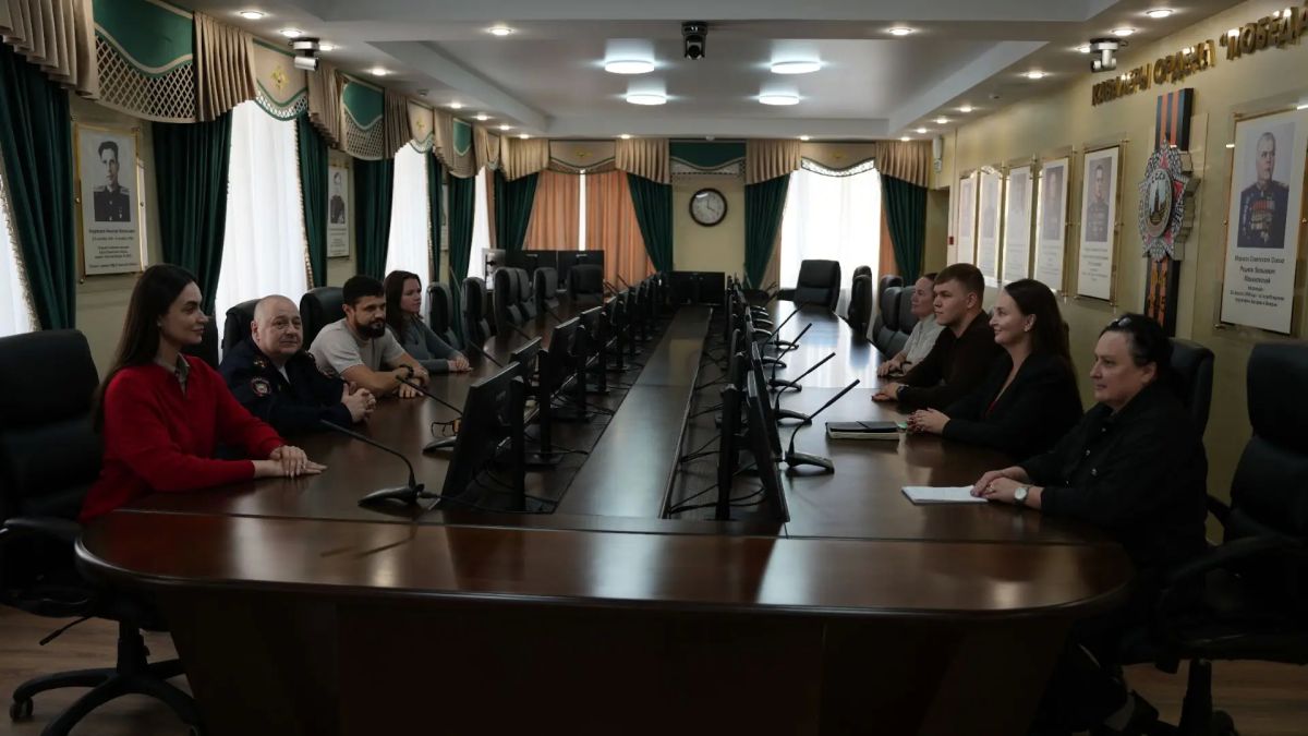 Таисия Чернявская: Рабочая встреча в МВД по вопросам профилактики и спорта Таисия Чернявская: Рабочая встреча в МВД по вопросам профилактики и спорта