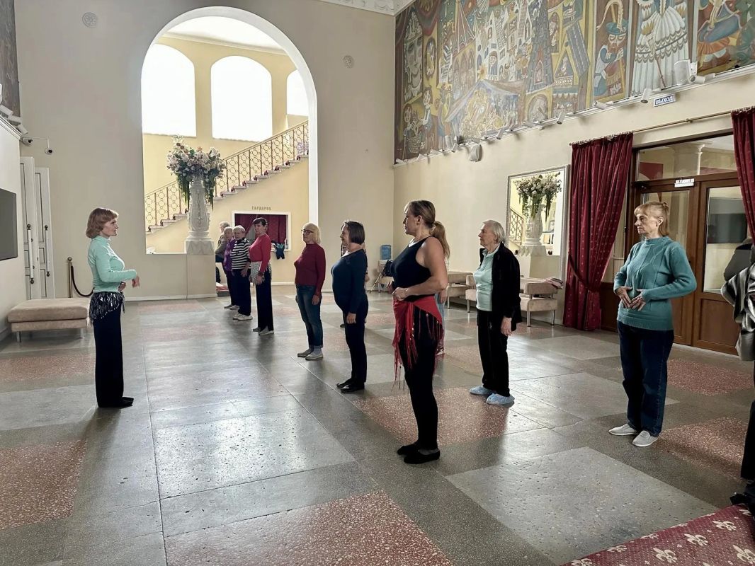 В ритме творчества – так проходят будни участников «Старшего поколения» В ритме творчества – так проходят будни участников «Старшего поколения»