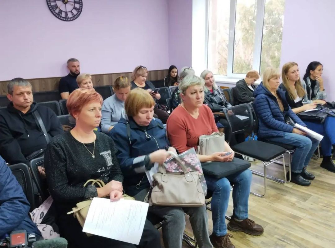 19 октября, в Управе Червоногвардейского внутригородского района Администрации городского округа Макеевка Донецкой Народной Республики прошло мероприятие с целью реализации проекта "Управдом"