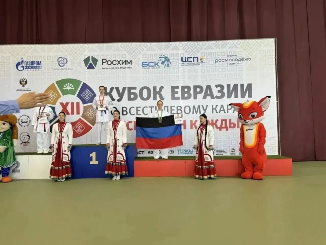 Министр спорта и туризма ДНР Максим Швец поздравил наших каратистов с отличным выступлением на XII Кубке Евразии по всестилевому каратэ, который прошёл в городе Салават, Республика Башкортостан! Министр спорта и туризма ДНР Максим Швец поздравил наших каратистов с отличным выступлением на XII Кубке Евразии по всестилевому каратэ, который прошёл в городе Салават, Республика Башкортостан!