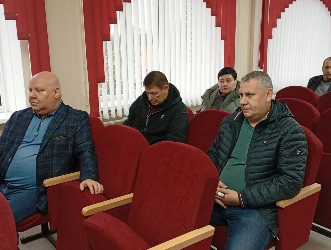Сегодня в администрации Ясиноватой прошло итоговое перед стартом отопительного сезона заседание штаба по подготовке к зиме Сегодня в администрации Ясиноватой прошло итоговое перед стартом отопительного сезона заседание штаба по подготовке к зиме