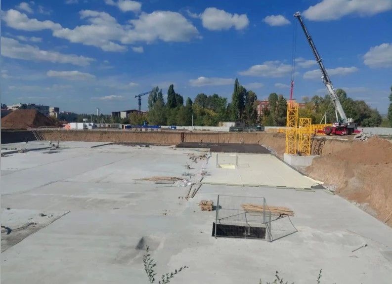В Донецке продолжается строительство нового жилого комплекса В Донецке продолжается строительство нового жилого комплекса