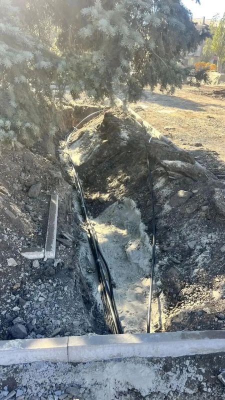 Центральная площадь в Торезе преображается! Центральная площадь в Торезе преображается!