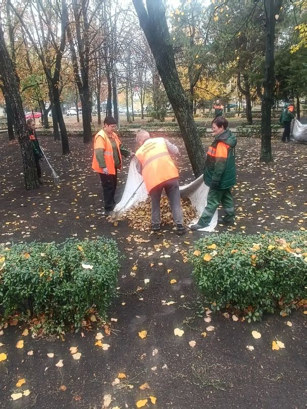 Наталья Бегуненко: В Петровском районе коммунальные предприятия приняли активное участие в акции Чистый четверг Наталья Бегуненко: В Петровском районе коммунальные предприятия приняли активное участие в акции Чистый четверг