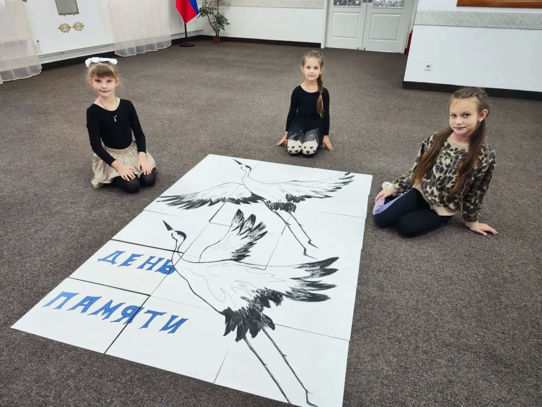 В клубе пгт Карло-Марксово прошла трогательная акция «Белые журавли», посвященная памяти павших героев В клубе пгт Карло-Марксово прошла трогательная акция «Белые журавли», посвященная памяти павших героев