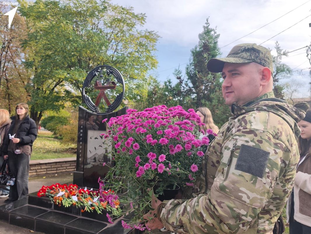 Хрупкий символ большой памяти Хрупкий символ большой памяти