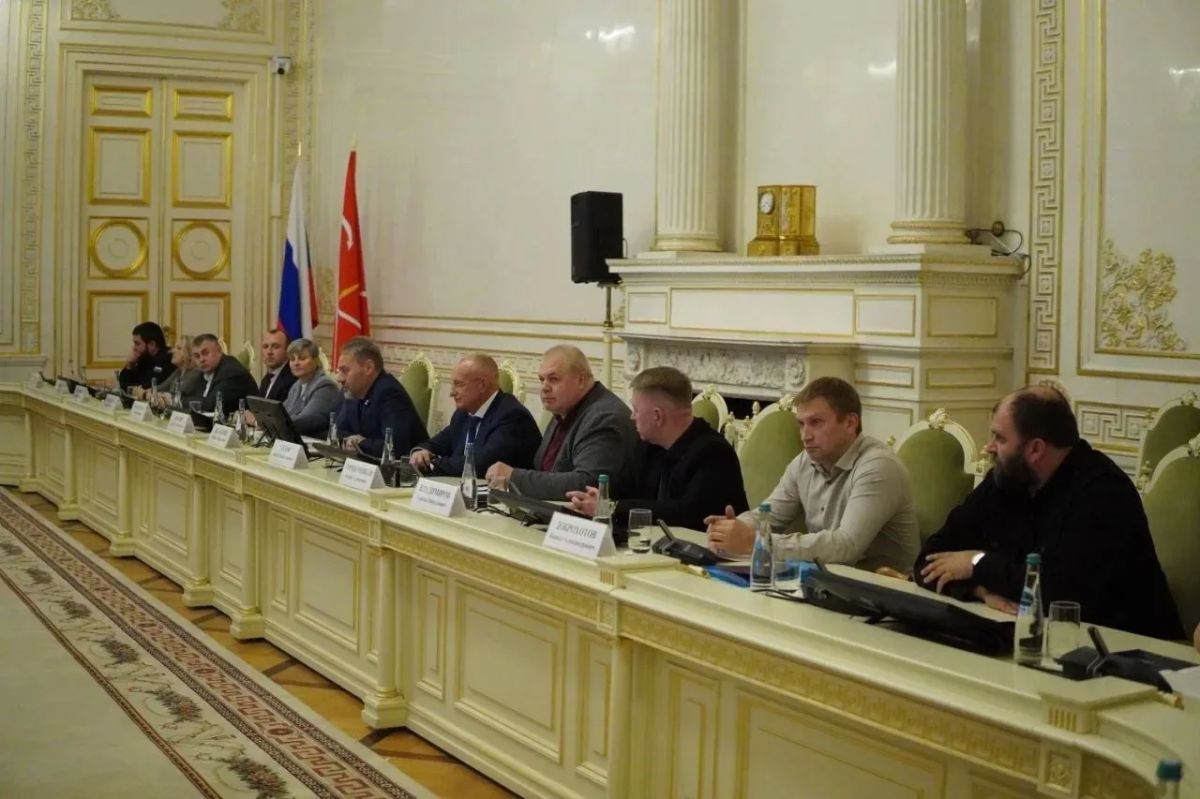 Илья Емельянов: Принял участие в пленарном заседании XIII Патриотического молодёжного форума «Я горжусь» в Санкт-Петербурге Илья Емельянов: Принял участие в пленарном заседании XIII Патриотического молодёжного форума «Я горжусь» в Санкт-Петербурге