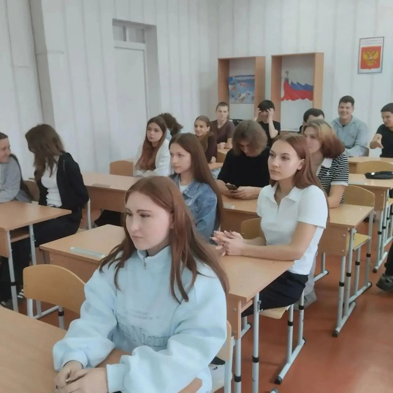 От школьной парты до спасения жизней: 25 школьников Николаевской школы рассмотрели профессию анестезиолога От школьной парты до спасения жизней: 25 школьников Николаевской школы рассмотрели профессию анестезиолога