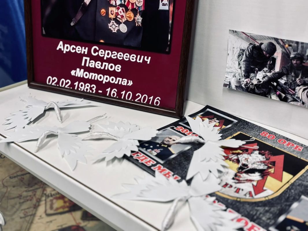 Константин Зинченко: История, придуманная жизнью: День белых журавлей Константин Зинченко: История, придуманная жизнью: День белых журавлей