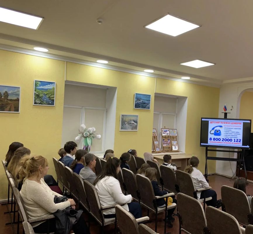 Буллинг — это не разовый конфликт, а повторяющаяся агрессия, где есть неравенство сил и намерение причинить вред, это не «просто подшутили» и не «дети так общаются»