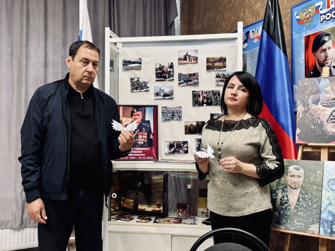 Константин Зинченко: История, придуманная жизнью: День белых журавлей Константин Зинченко: История, придуманная жизнью: День белых журавлей