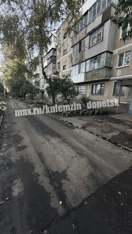 Алексей Кулемзин: В ходе оперативного совещания Глава ДНР Денис Пушилин поставил задачу обеспечить беспрепятственный проезд транспорта вдоль жилых домов по улице Петровского Алексей Кулемзин: В ходе оперативного совещания Глава ДНР Денис Пушилин поставил задачу обеспечить беспрепятственный проезд транспорта вдоль жилых домов по улице Петровского