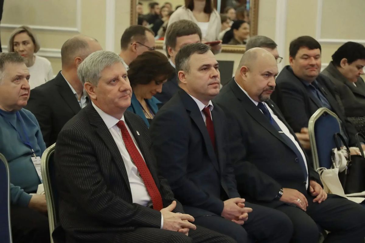 Андрей Чертков: В Донецке пооходит международная конференция по травматологии и ортопедии мирного и военного времени Андрей Чертков: В Донецке пооходит международная конференция по травматологии и ортопедии мирного и военного времени