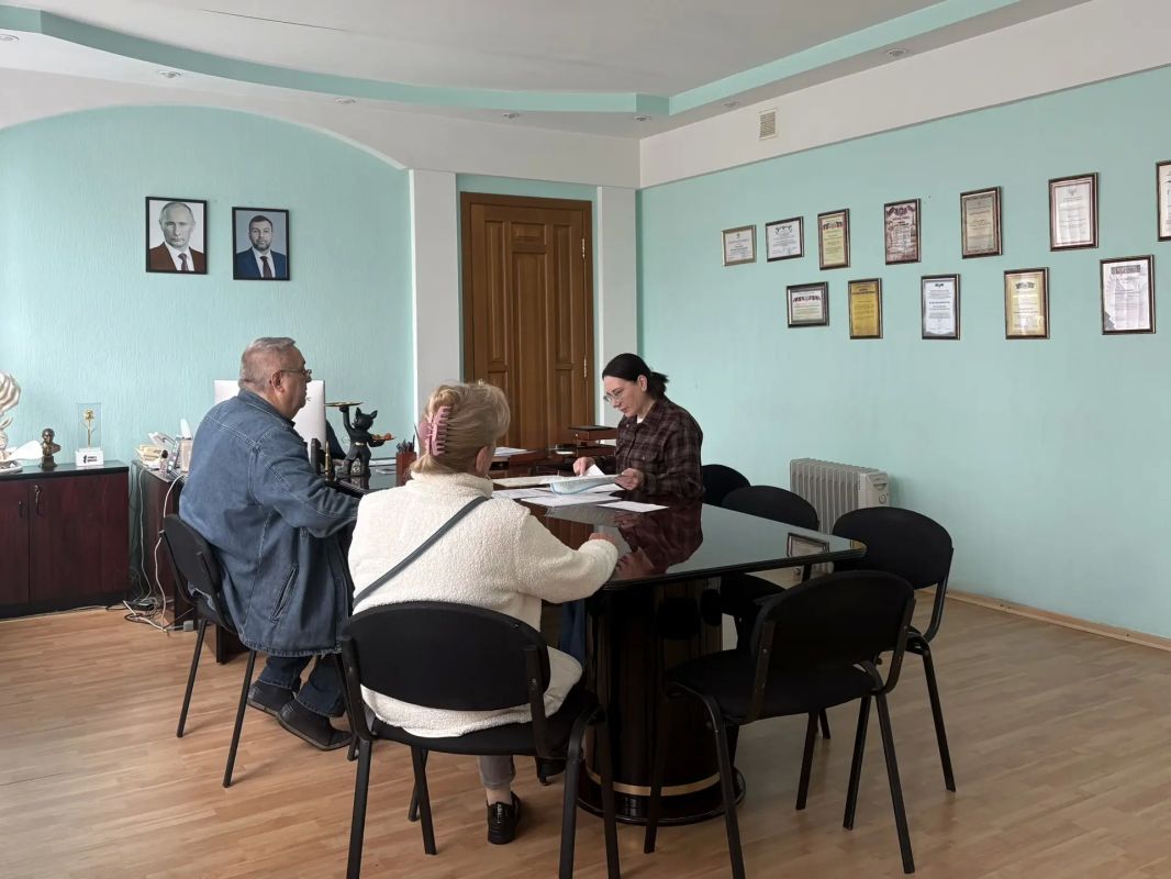 Приём граждан в Управе Ленинского внутригородского района Администрации городского округа Донецк
