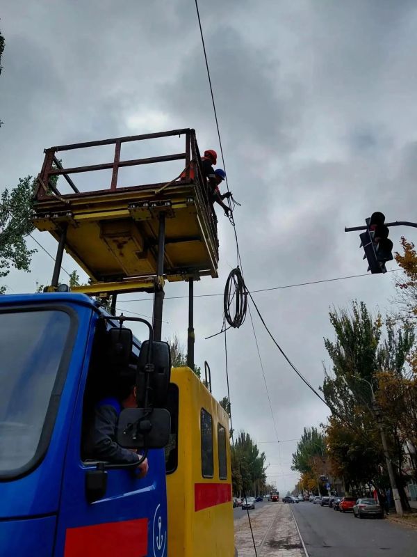 Сотрудниками службы энергохозяйства ГУП ДНР «Мариупольтранс», помимо круглосуточного дежурства на объектах службы, выполнены следующие работы:
