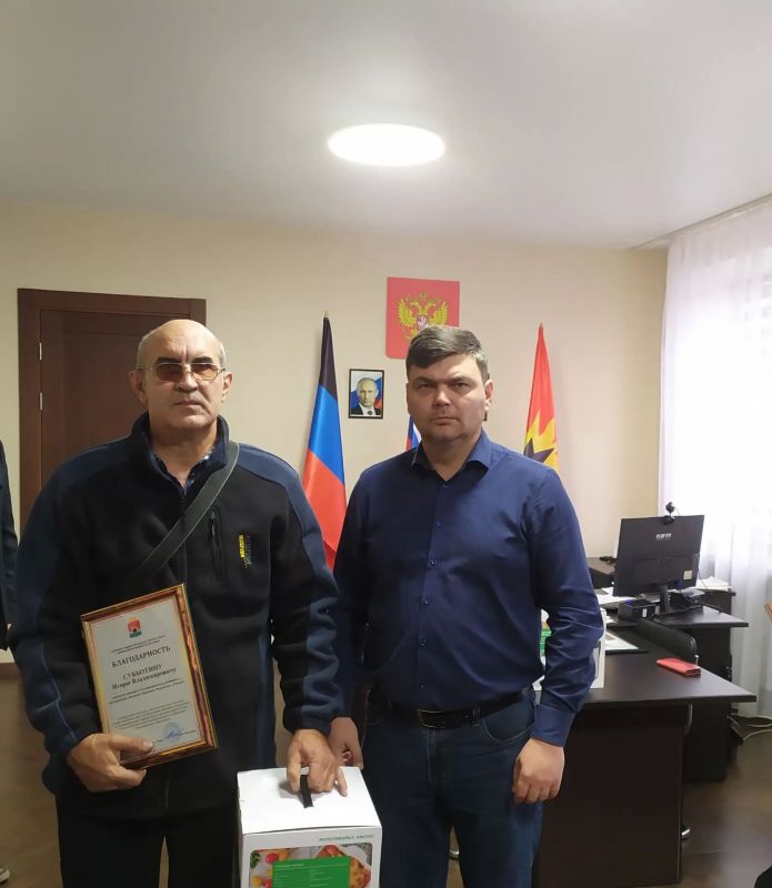 Сегодня, 23 октября, Артем Чесноков, Глава муниципального образования городской округ Торез, в предверии Дня работника автомобильного и городского пассажирского транспорта поздравил работников данной сферы Сегодня, 23 октября, Артем Чесноков, Глава муниципального образования городской округ Торез, в предверии Дня работника автомобильного и городского пассажирского транспорта поздравил работников данной сферы