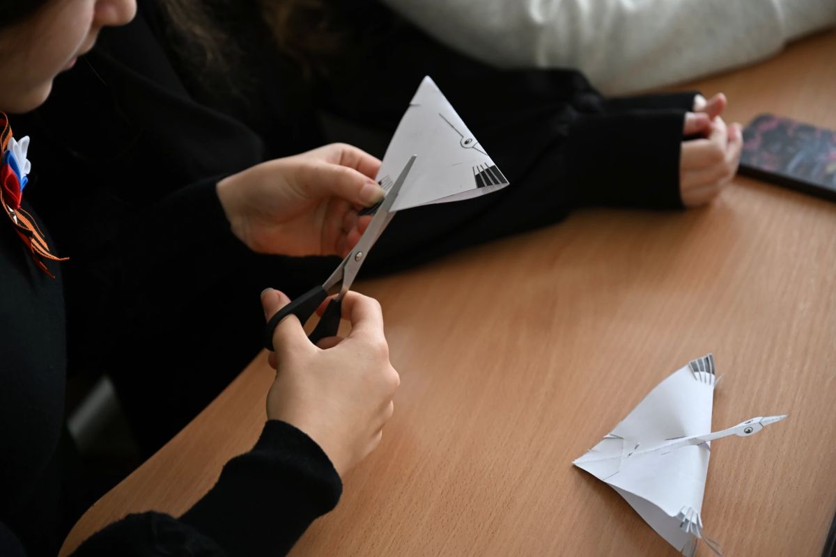 Росгвардейцы приняли активное участие в мероприятиях ко Дню белых журавлей в Донецке и других населённых пунктах ДНР Росгвардейцы приняли активное участие в мероприятиях ко Дню белых журавлей в Донецке и других населённых пунктах ДНР