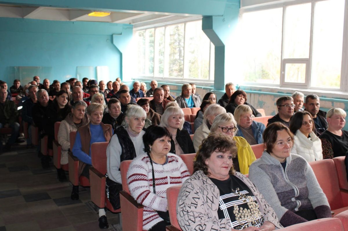 Иван Приходько: В Горловке отметили тех, кто ежедневно обеспечивает работу общественного транспорта Иван Приходько: В Горловке отметили тех, кто ежедневно обеспечивает работу общественного транспорта