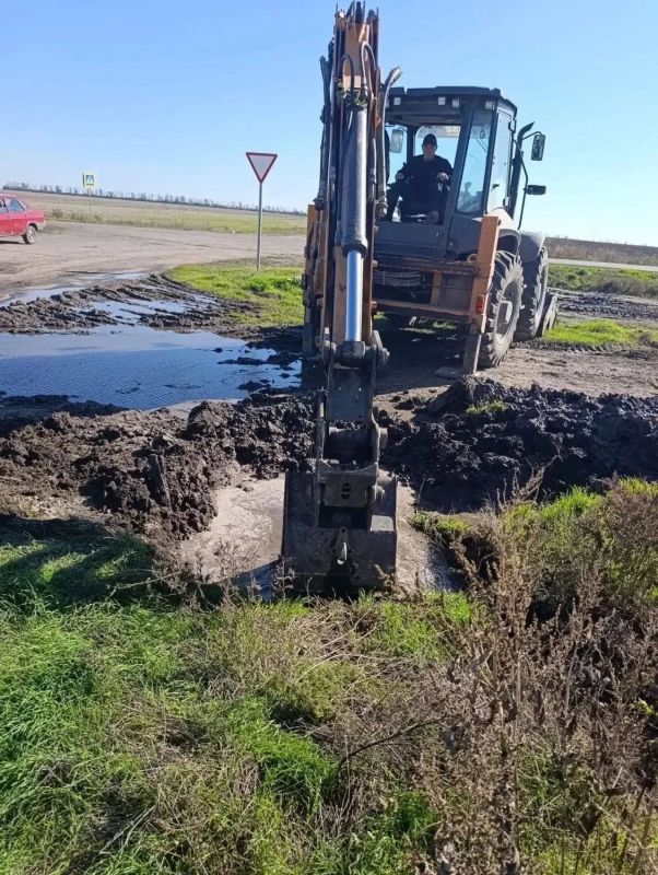 Бригады Мособлводоканала заменили насос на скважине в селе Витава ДНР