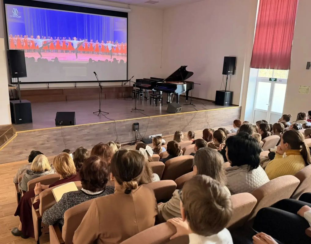 ТАНЦЫ, ОБЪЕДИНЯЮЩИЕ НАРОДЫ