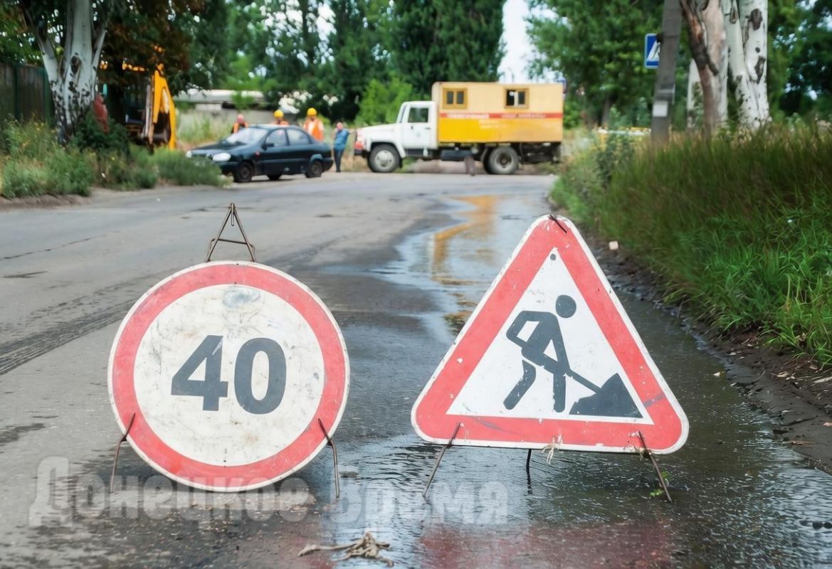Почему вода меняет цвет и когда починят трубы: гендиректор «Воды Донбасса» ответил на вопросы жителей ДНР
