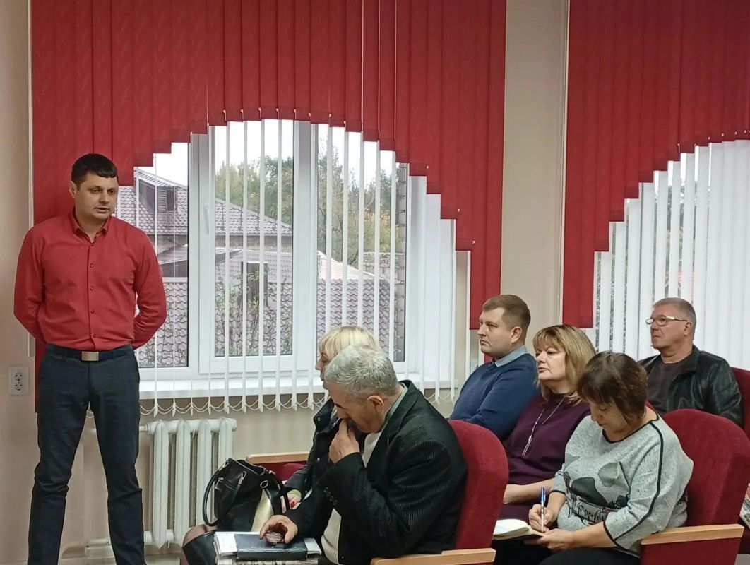 Николай Руппель: Провел очередное аппаратное совещание с начальниками управлений и отделов администрации, руководителями ресурсоснабжающих предприятий и социальных служб Николай Руппель: Провел очередное аппаратное совещание с начальниками управлений и отделов администрации, руководителями ресурсоснабжающих предприятий и социальных служб