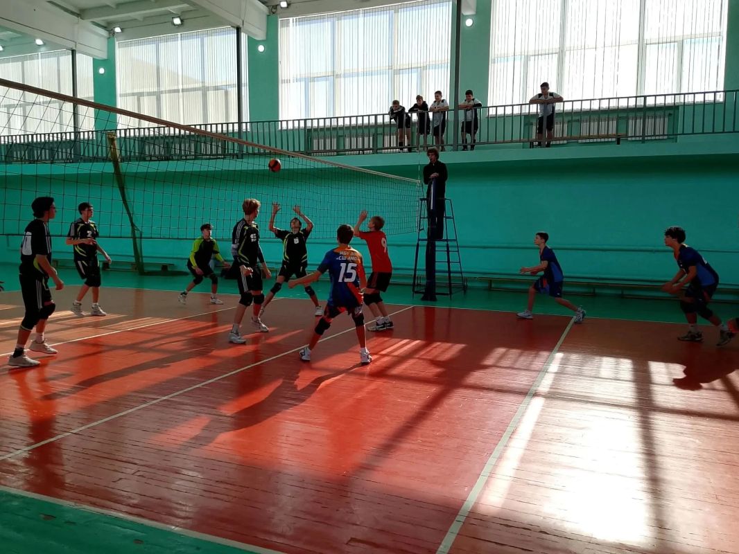 Игорь Лызов: В городе Макееве прошло Первенство Донецкой Народный Республики по волейболу среди юношей 2012 и младше годов рождения Игорь Лызов: В городе Макееве прошло Первенство Донецкой Народный Республики по волейболу среди юношей 2012 и младше годов рождения