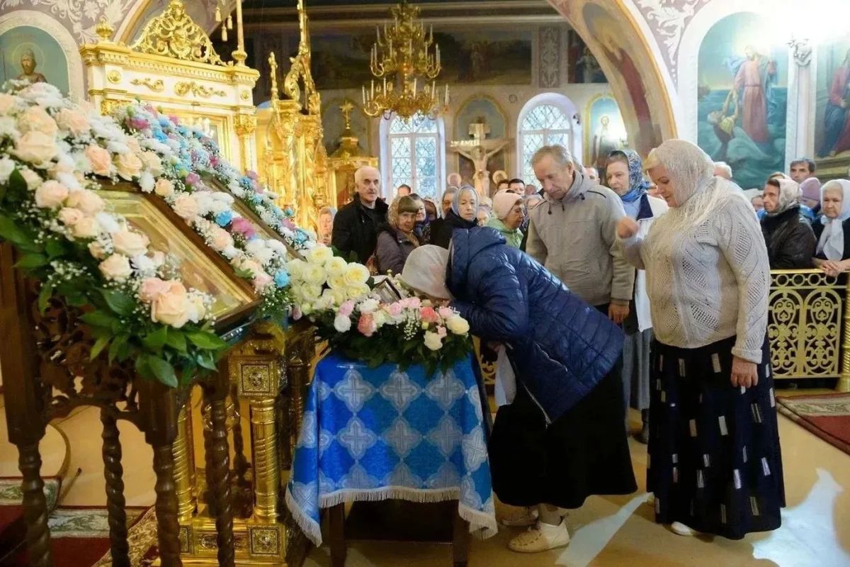 В Оренбуржье впервые привезли частицу Пояса Пресвятой Богородицы