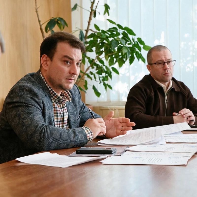 Новые научные инициативы. В Комитете по науке и технологиям Донецкой Народной Республики состоялось заседание комиссии, на котором рассмотрели предложения на открытие научно-исследовательских работ