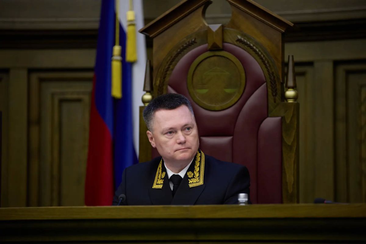 По представлению Игоря Краснова Пленум утвердил положение о Научно-консультативном совете при Верховном Суде РФ и его новый состав По представлению Игоря Краснова Пленум утвердил положение о Научно-консультативном совете при Верховном Суде РФ и его новый состав