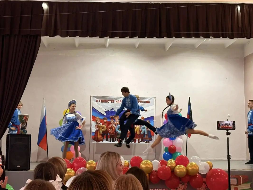 Фестиваль танцев «Сила России — в единстве народов» Фестиваль танцев «Сила России — в единстве народов»