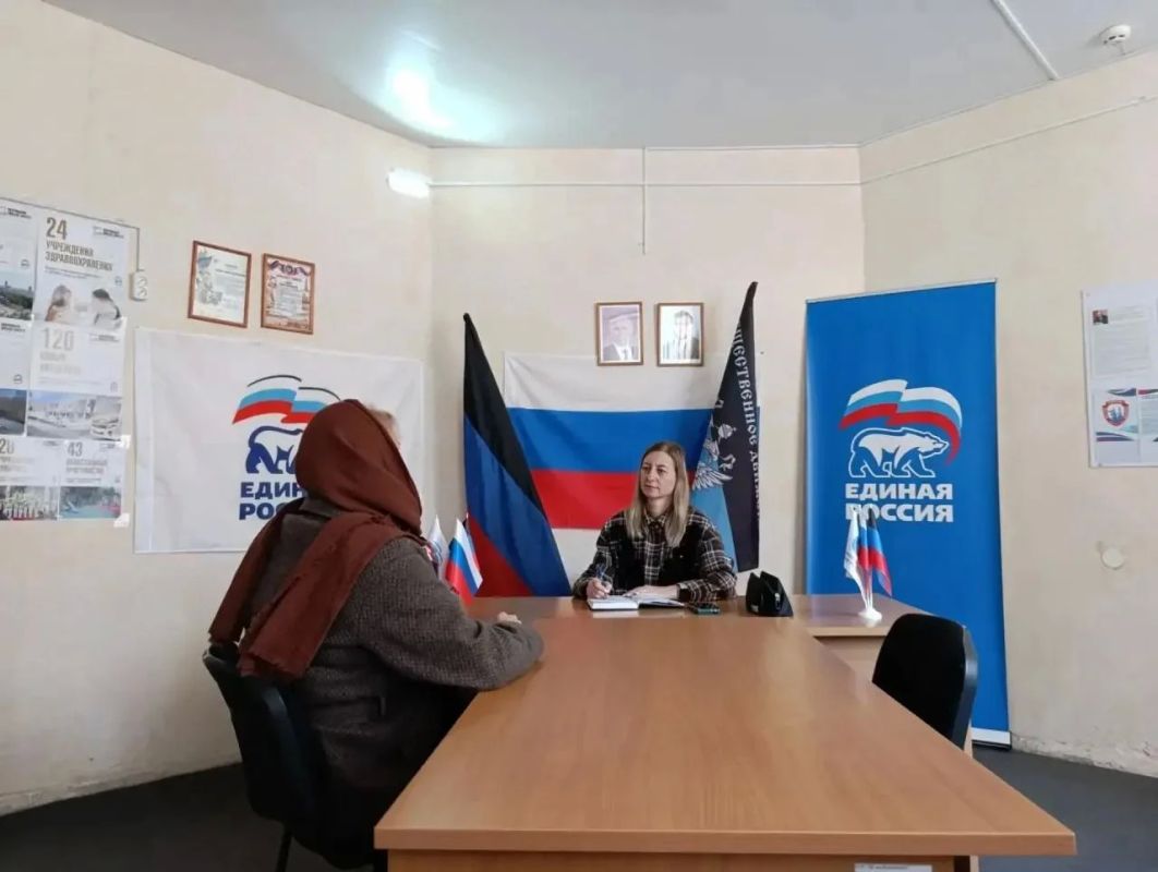 В Советском внутригородском районе городского округа Макеевка секретари первичных отделений Единой России обсудили текущую деятельность и проблемные вопросы В Советском внутригородском районе городского округа Макеевка секретари первичных отделений Единой России обсудили текущую деятельность и проблемные вопросы