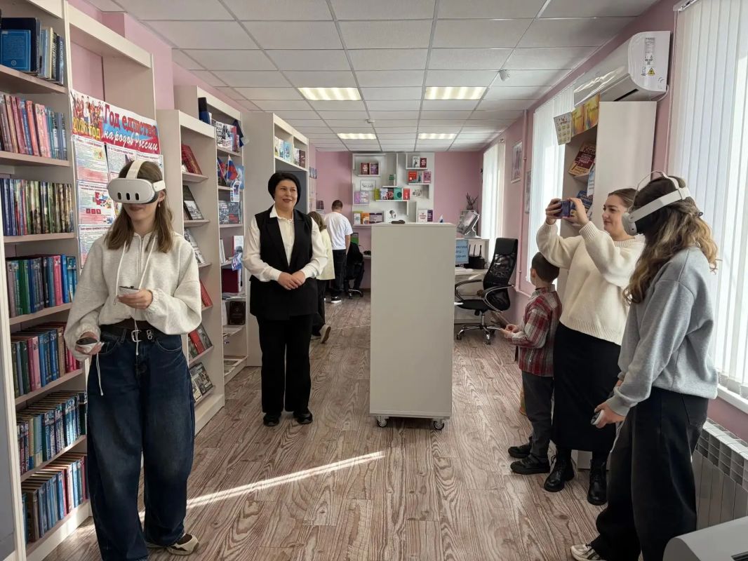 Осенние каникулы в библиотеке: игры, смех и новые друзья! Осенние каникулы в библиотеке: игры, смех и новые друзья!