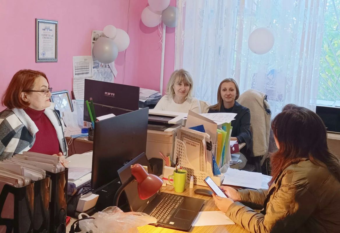 ВСТРЕЧА С ТРУДОВЫМ КОЛЛЕКТИВОМ ВСТРЕЧА С ТРУДОВЫМ КОЛЛЕКТИВОМ