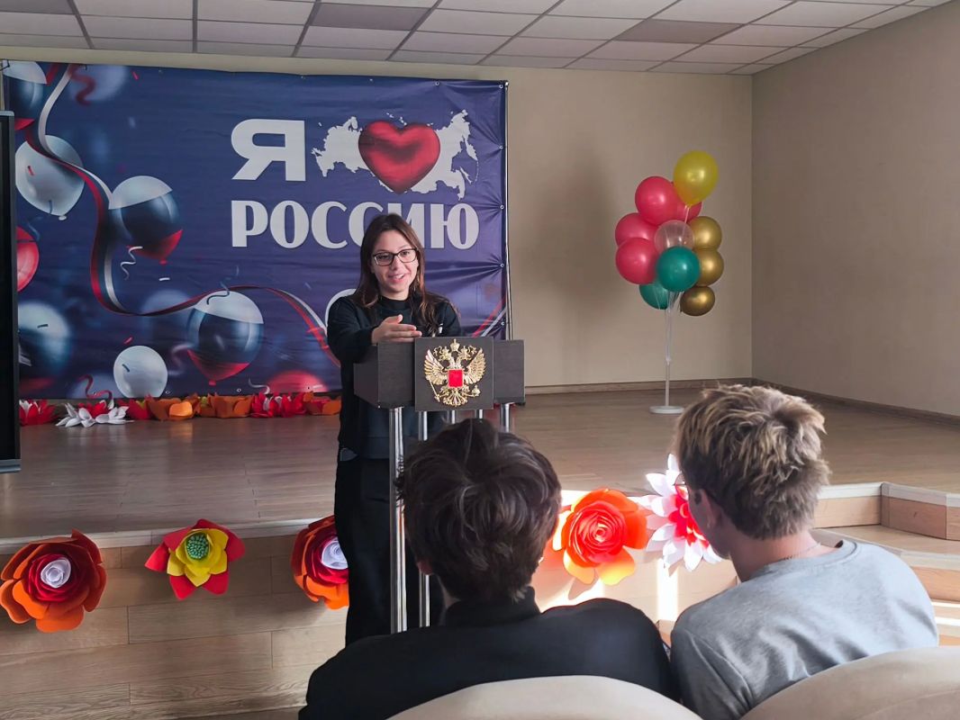 Заседание дебатного клуба «Лидеры мысли»: дань уважения легенде Донбасса Заседание дебатного клуба «Лидеры мысли»: дань уважения легенде Донбасса