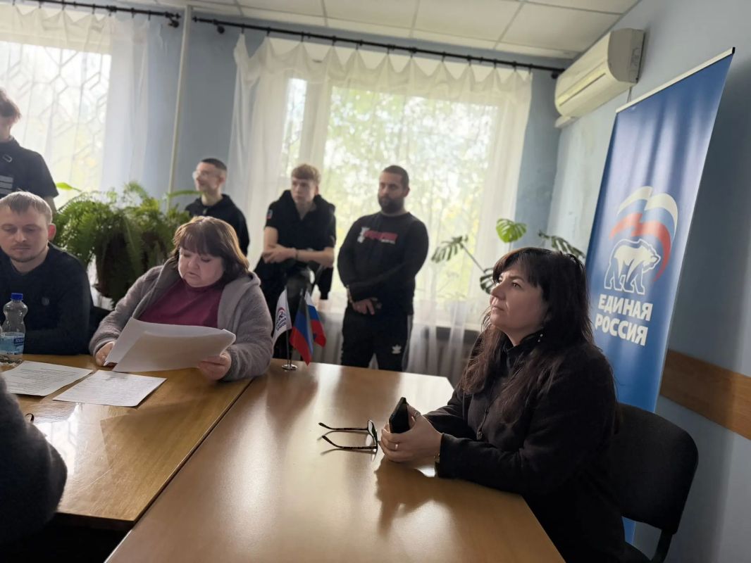 Круглый стол с молодёжью округа Круглый стол с молодёжью округа