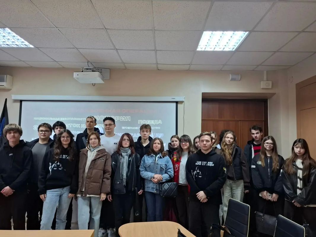 Молодежный совет при Уполномоченном по правам человека в ДНР провел лекцию на тему: «Конфликт на Донбассе: нарушения прав человека» Молодежный совет при Уполномоченном по правам человека в ДНР провел лекцию на тему: «Конфликт на Донбассе: нарушения прав человека»