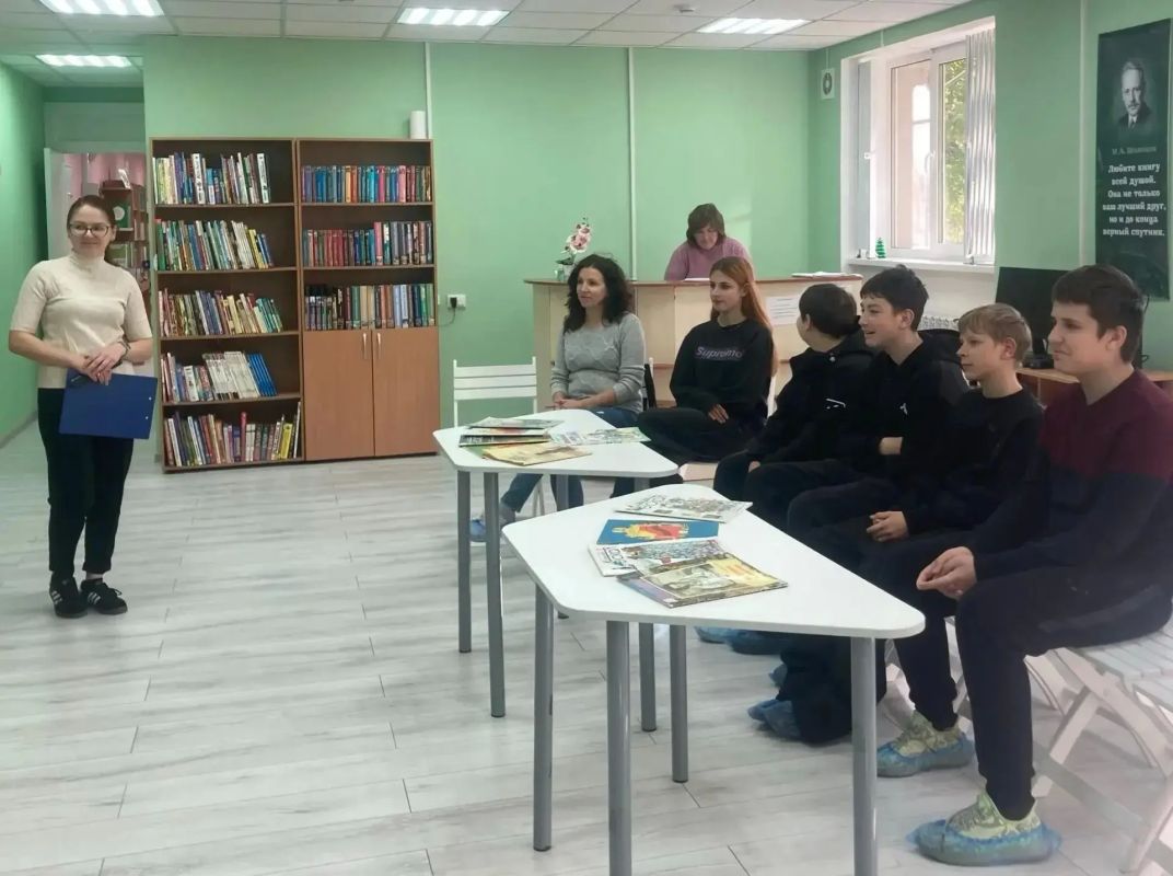 Подросткам рассказали о «телефонном терроризме» Подросткам рассказали о «телефонном терроризме»