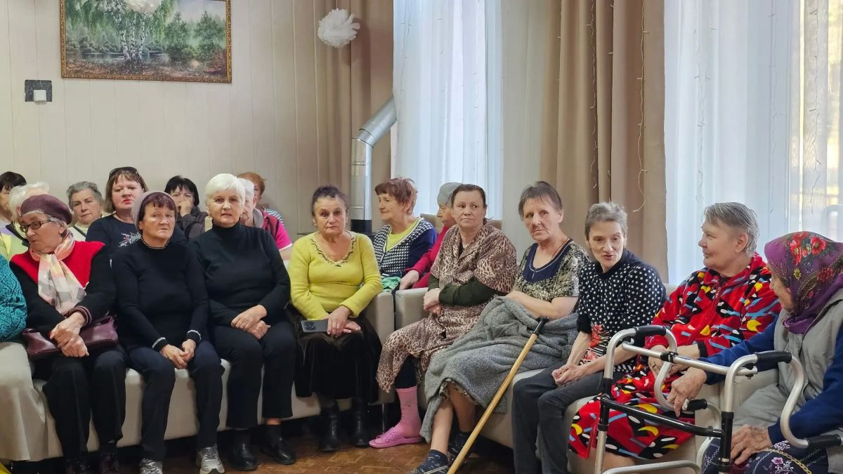 Теплый вечер под любимые мелодии: встреча с фронтовой концертной бригадой «За Родину!» Теплый вечер под любимые мелодии: встреча с фронтовой концертной бригадой «За Родину!»