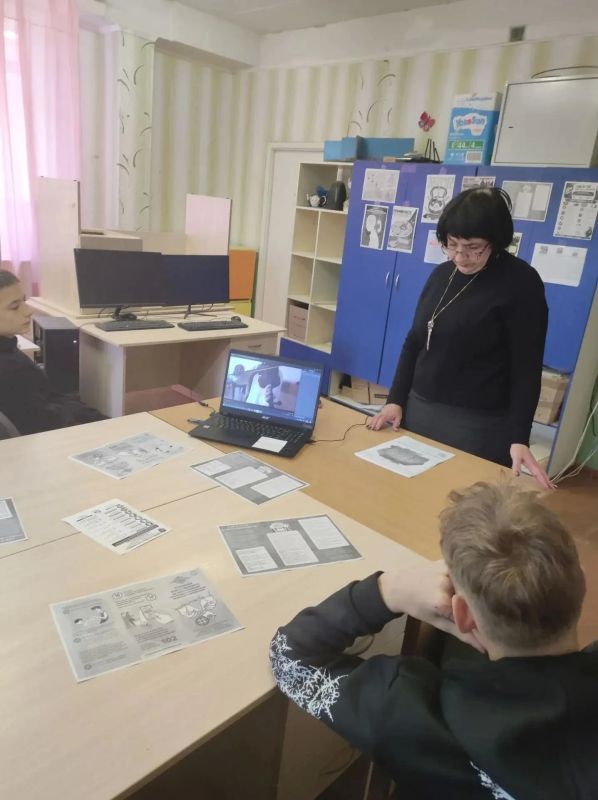 Как уберечь подростков от опасных схем и манипуляций Как уберечь подростков от опасных схем и манипуляций
