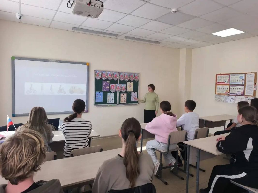 «Единая Россия» — за безопасные дороги для детей! «Единая Россия» — за безопасные дороги для детей!
