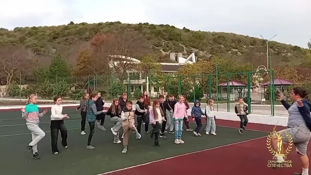 Бодрое утро начинается с зарядки!