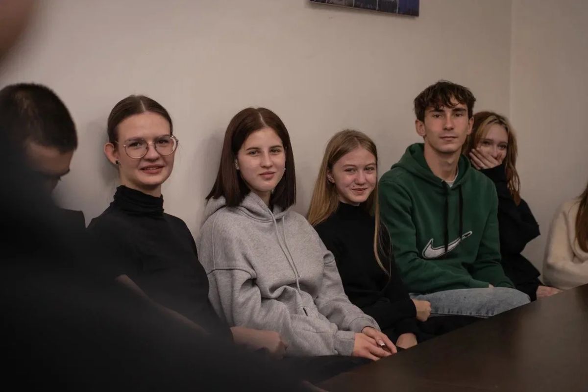 Добрые дела начинаются с команды! Добрые дела начинаются с команды!